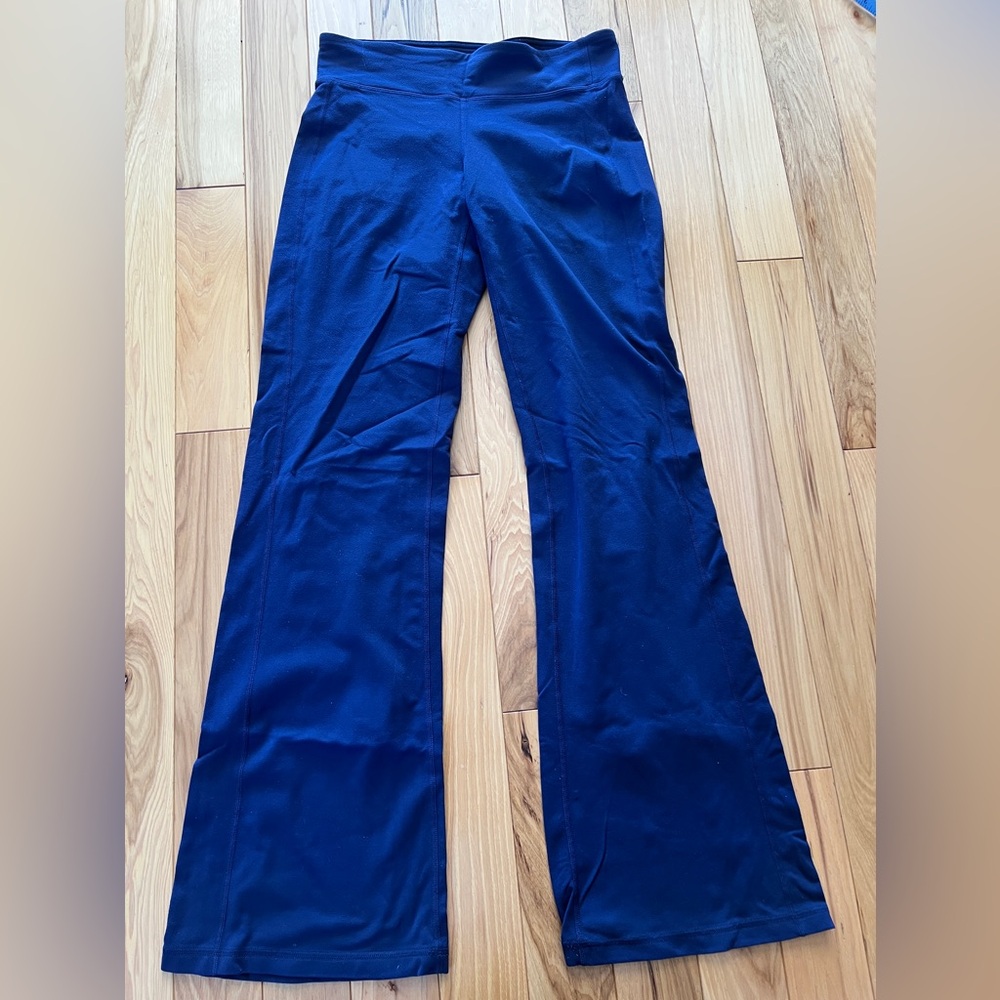 Athleta Kick Booty Navy Blue Small